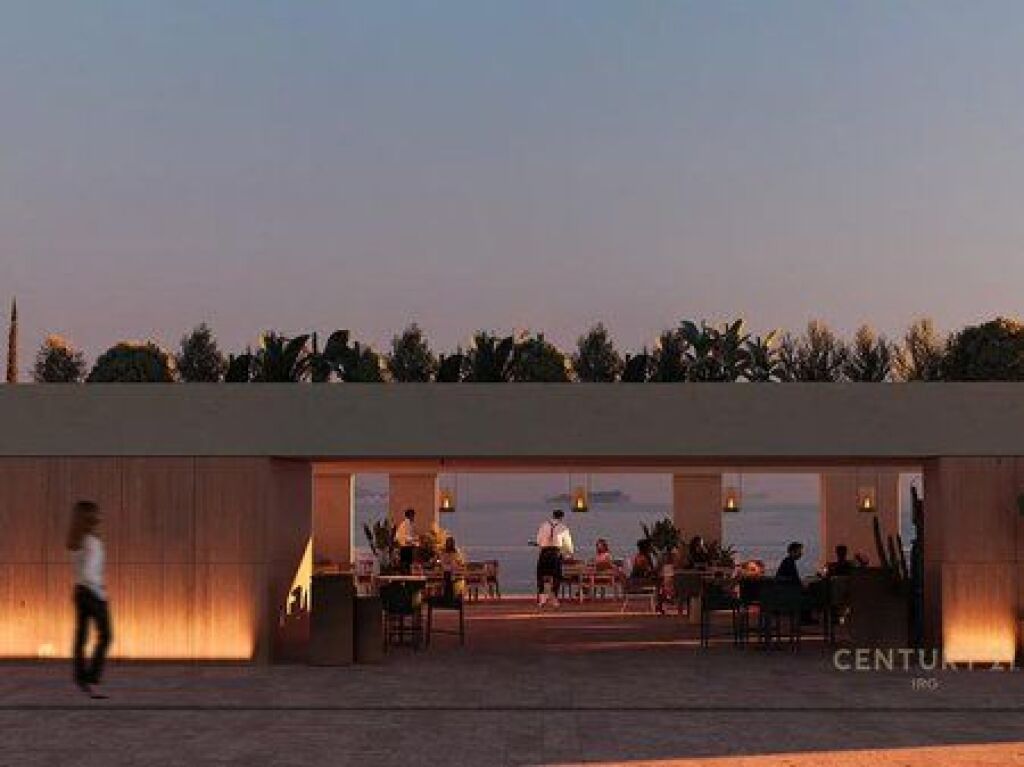 INTERA PROPRIETÀ RESIDENZIALE NELLA RESIDENZA SUNPALASE RESIDENCE!