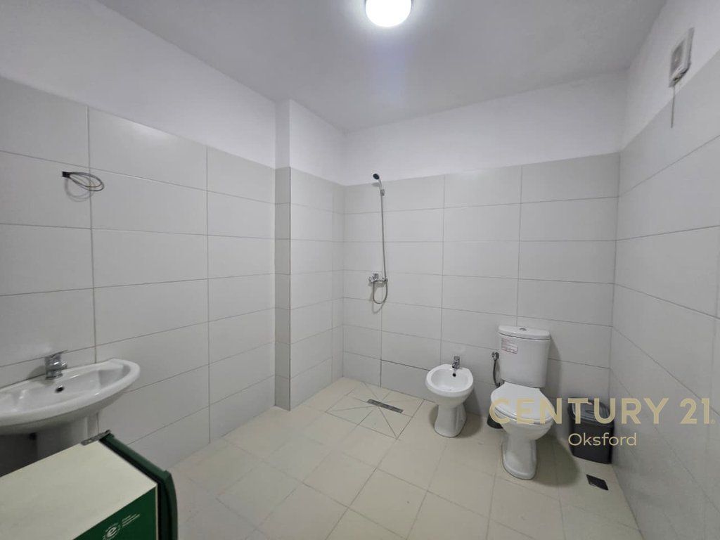 APARTMENT FOR RENT 2+1+2T IN THE 5 MAY AREA