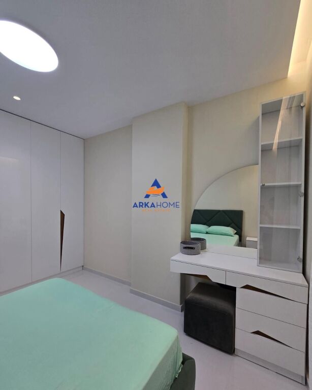 AFFITTASI APPARTAMENTO 1+1 A UNIVERS CITY 40.000 LEKE