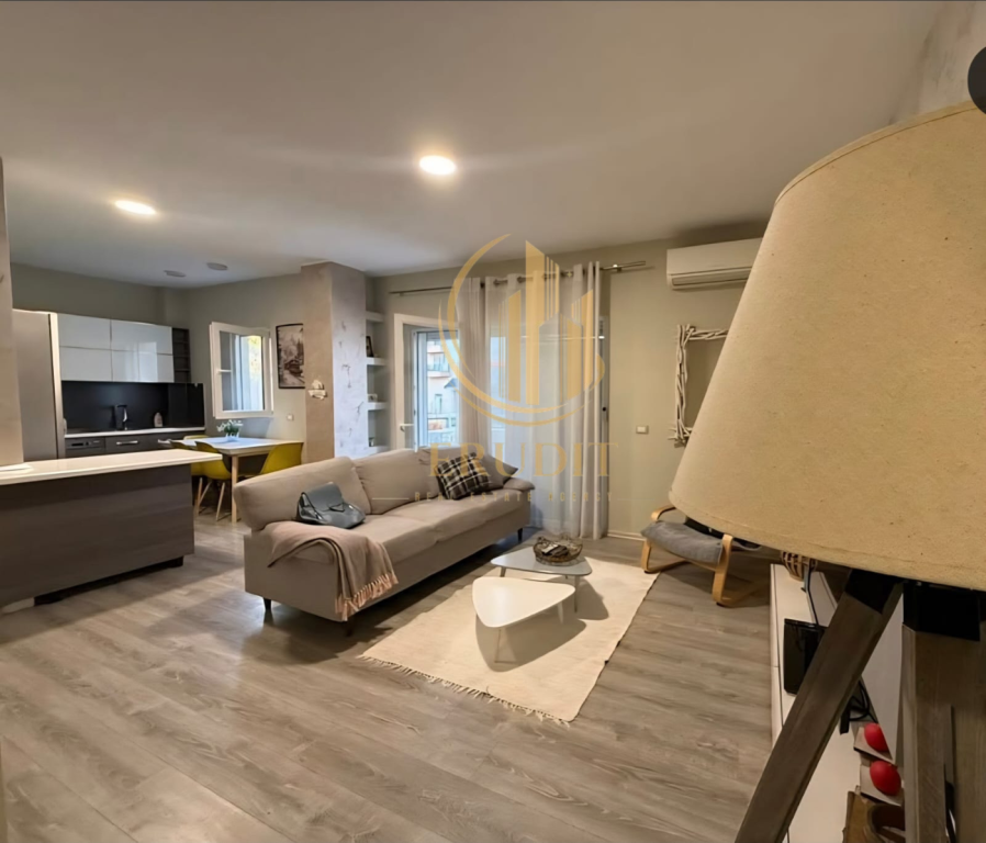 💎 Modern 2+1 apartment for sale in the Paris Commune, Tirana ✨