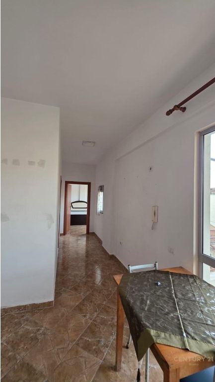Shitet Apartament 1+1 , Kodra e Diellit 155,000 €