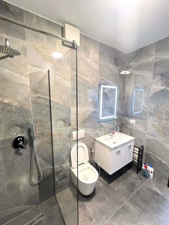 Apartament me qera 1+1 tek Bulevardi Zogu i Pare (ID B2101225) Tirane