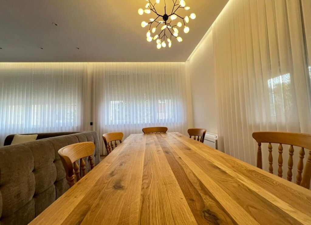 🏡 Vilë për Shitje – Elegancë, Hapësirë dhe Privatësi