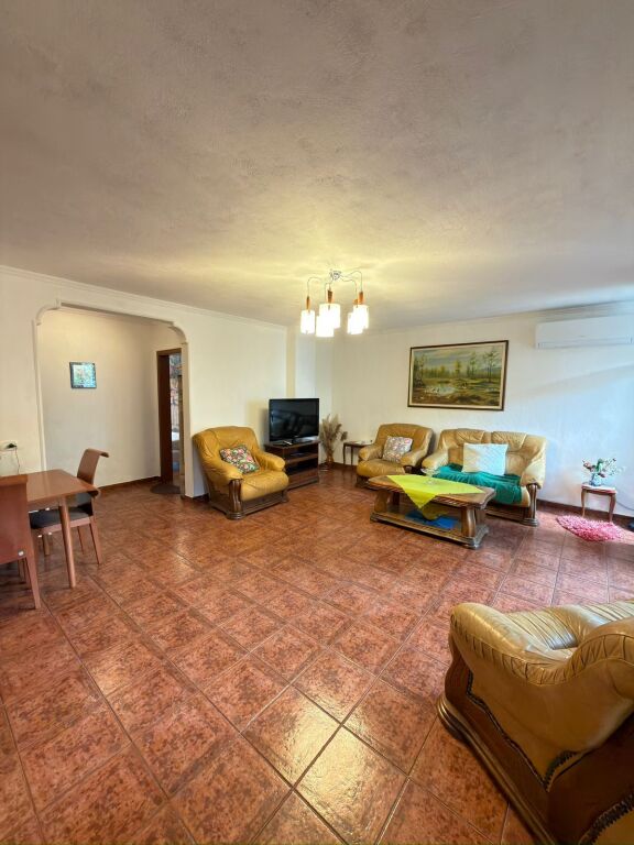 ‼️FOR SALE 2+1 APARTMENT at Zogu i zi  ‼️ Information about the Apartment: