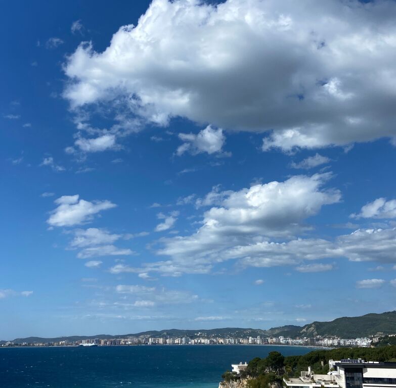 Apartment available 1+1 whis sea view Vlore