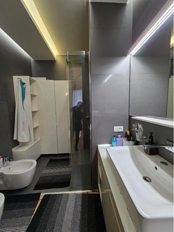 SHITET APARTAMENT 2+1+2 TEK KOMPLEKSI KIKA 2 , KOMUNA PARISIT