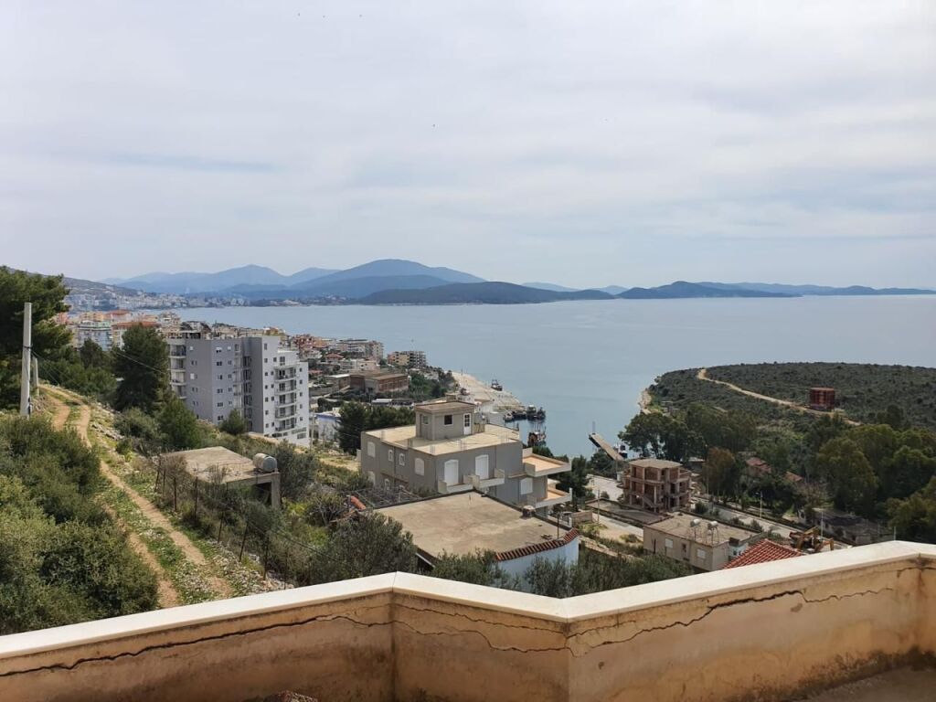 Në Sarandë përballë Marinës SHITET ndërtesë banimi 4 kate