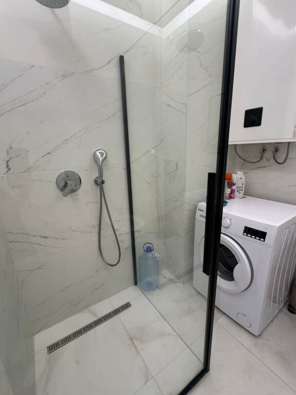 Appartamento 2+1+2+guardaroba+parcheggio nel Complesso Delijorgji