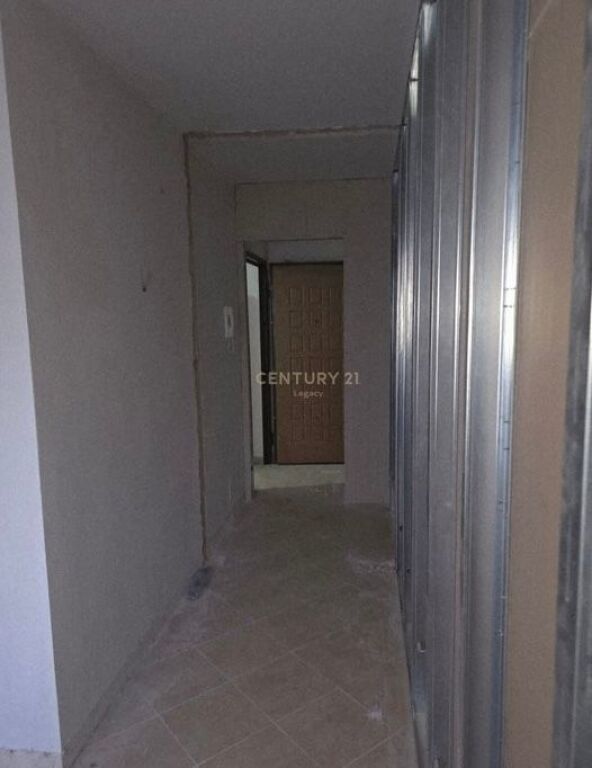 OKAZION !ULET CMIMI!!! Shitet Apartament 1+1 – Fresk