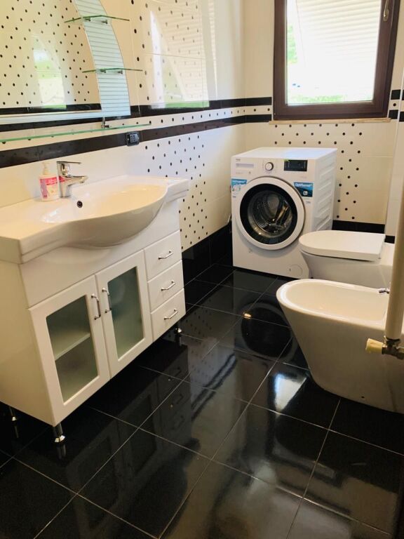 Jepet me qera apartament 1+1 te Rezidenca Kaimi