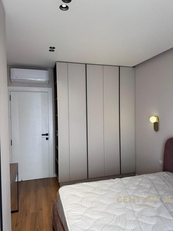 APARTMENT 1+1 PLUS PARKING SPACE FOR RENT NEAR THE RED SCHOOL