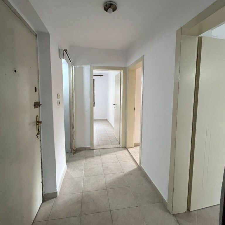 🏢✨ Zyrë 3 Ambiente me Qira – 21 Dhjetori ✨🏢