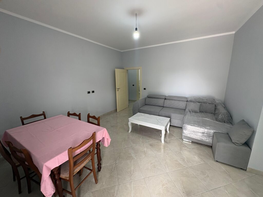 🏡 Apartment 2+1 for rent in Vlore, near Xhyheri school ✨