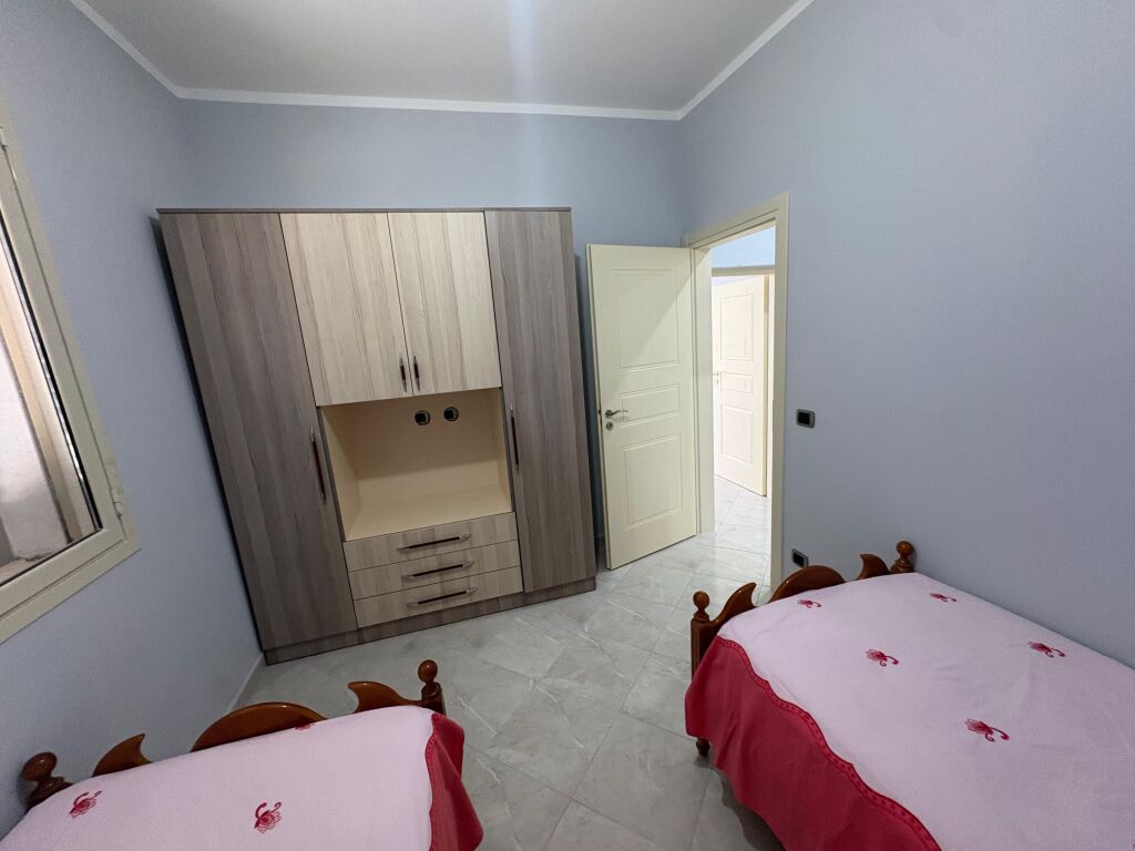 🏡 Apartment 2+1 for rent in Vlore, near Xhyheri school ✨