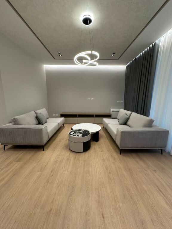 VILLA IN AFFITTO – Residenza “Green Valley”, Lago Secco
