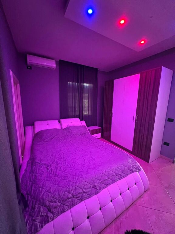 Apartment 2+1 for rent near the school "Sarina 2002" at Treshi!