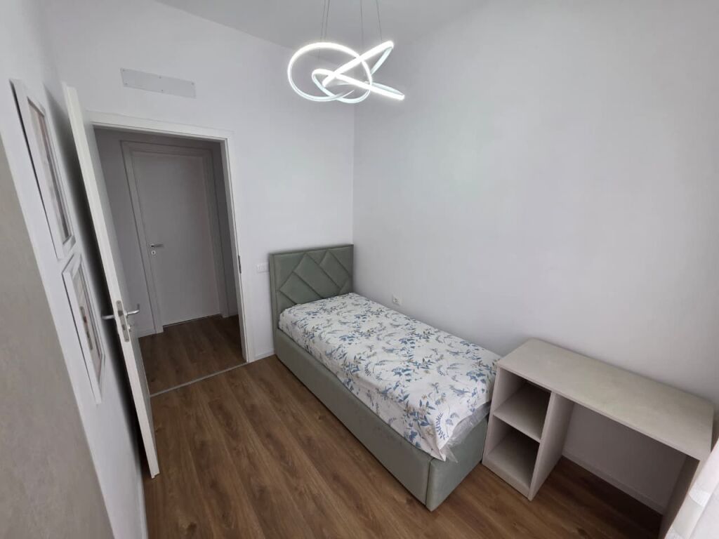 🏡 Apartment 2+1 for Rent 📍 Ali Demi, Kadiu Complex💰 Price: 50,000 lek/month
