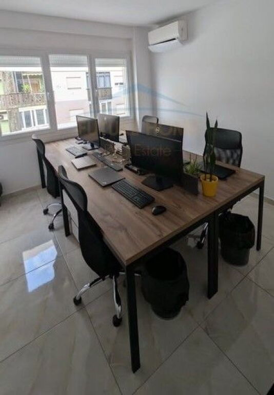 Qira , Ambient per zyra , Zogu i Zi , Tirane