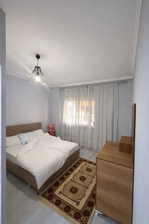 JEPET ME QIRA – Apartament 1+1 tek rruga e Dibrës