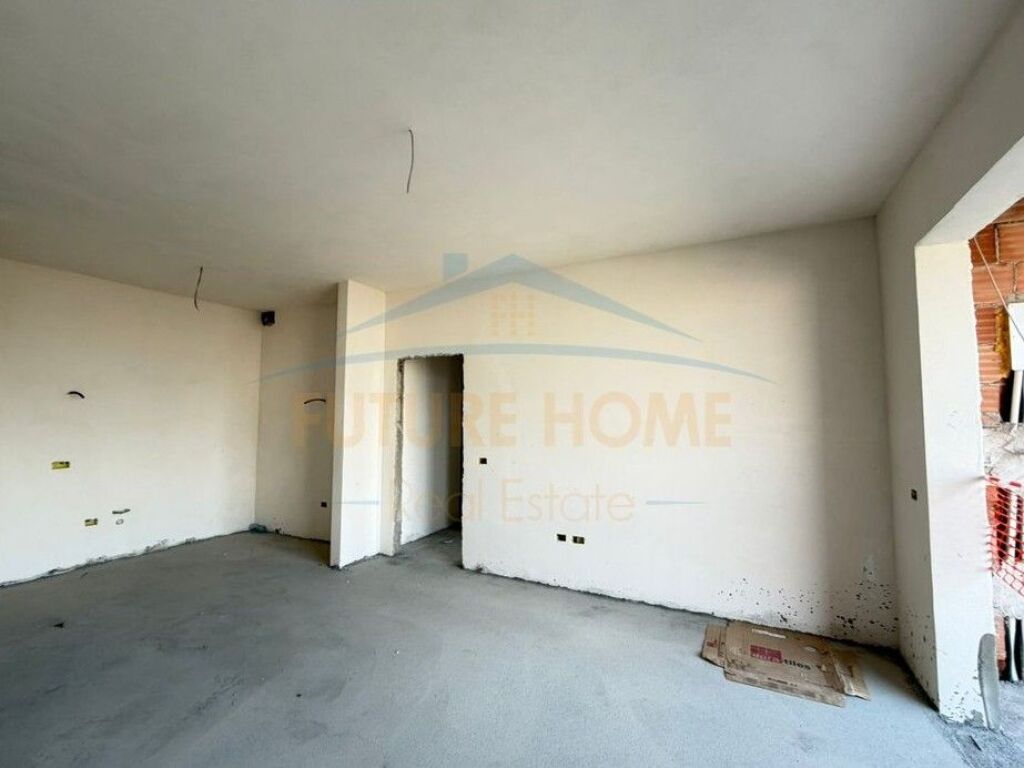 Shitet, Apartament 1+1, River Side Residence, Ish-Parku, Tiranë