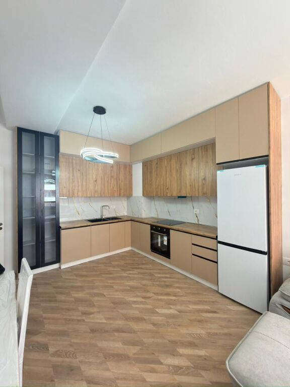Appartamento in affitto 2+1+ parcheggio ad Astir presso la Residenza Urban Gate!
