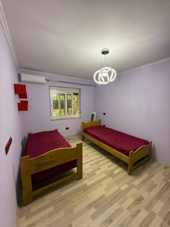 2+1,e mobiluar shkolle e baletit,cmimi 550 euro