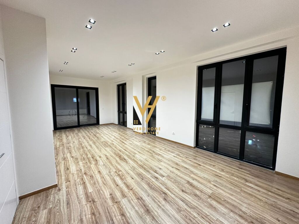 OFFICE 96 M2 FOR RENT ON ELBASAN STREET 160,000 LEKE