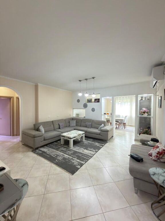 🏡 Apartament 2+1+2+Parkim për Shitje – Liqeni i Thatë, Tiranë