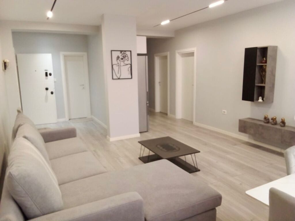 21-DHJETORI, APPARTAMENTO 2+1 ARREDATO IN VENDITA CON IPOTECA! (107M2)