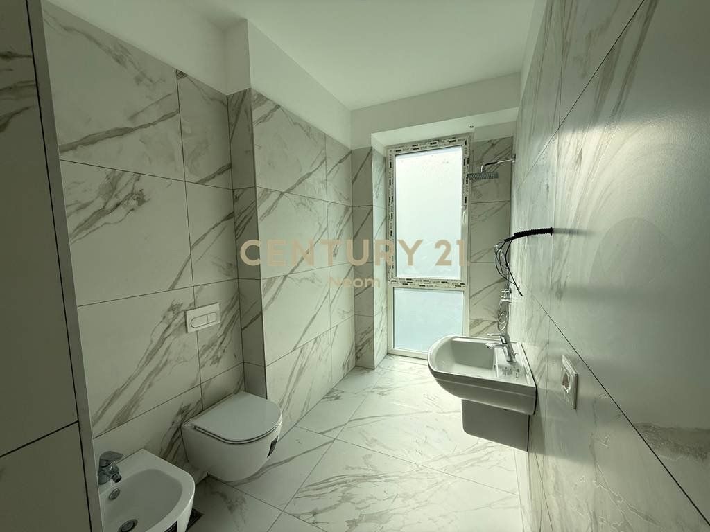 SHITET APARTAMENT 3+1+2 TE FOREST REZIDENC LIQENI I THATE