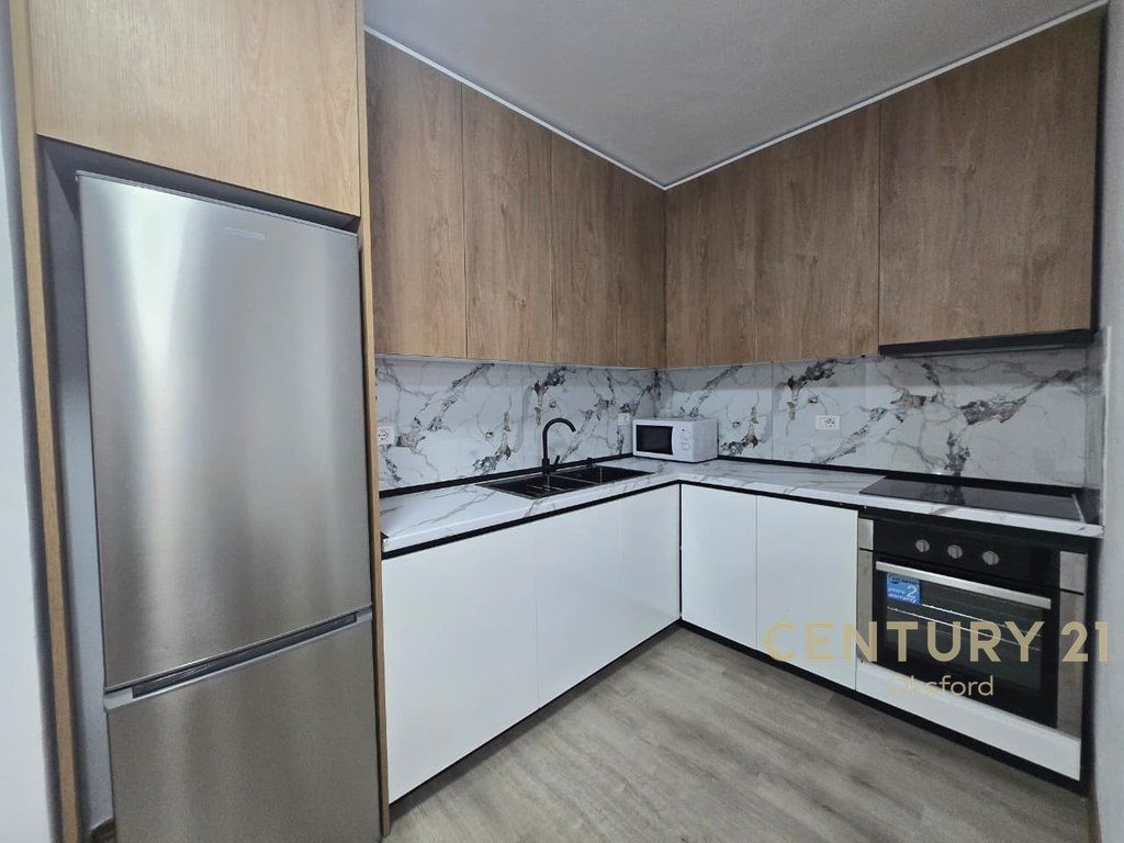 APARTMENT FOR RENT 2+1+2T IN THE 5 MAY AREA