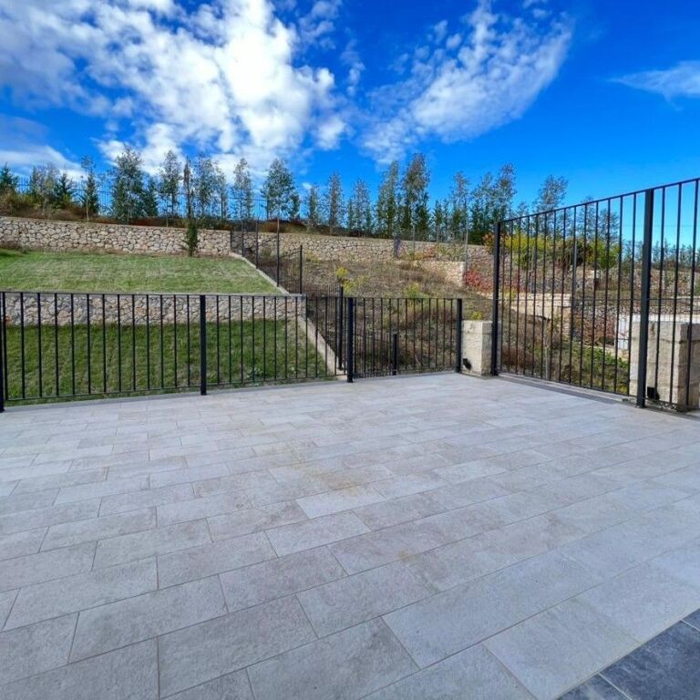 🏡✨ Vilë 3-Katëshe për Shitje – Secret Garden Residence ✨🏡