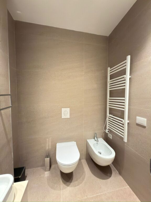 Apartament 1+1+ parking për qira Kompleksi Sima com