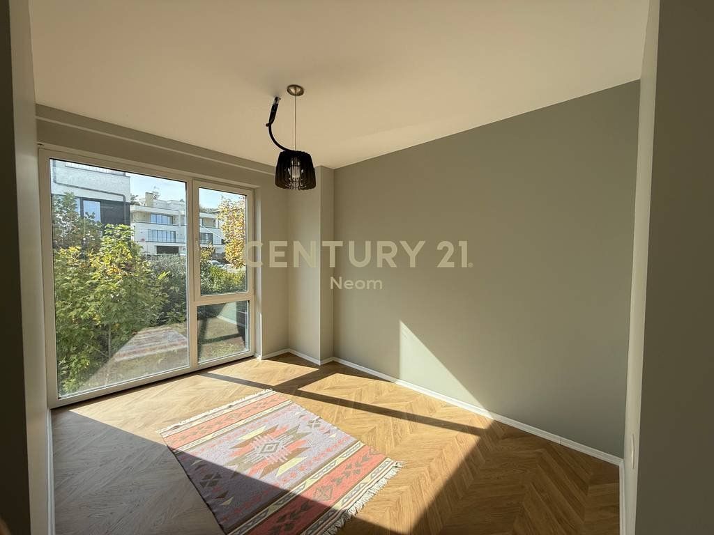 SHITET APARTAMENT 3+1+2 TE FOREST REZIDENC LIQENI I THATE