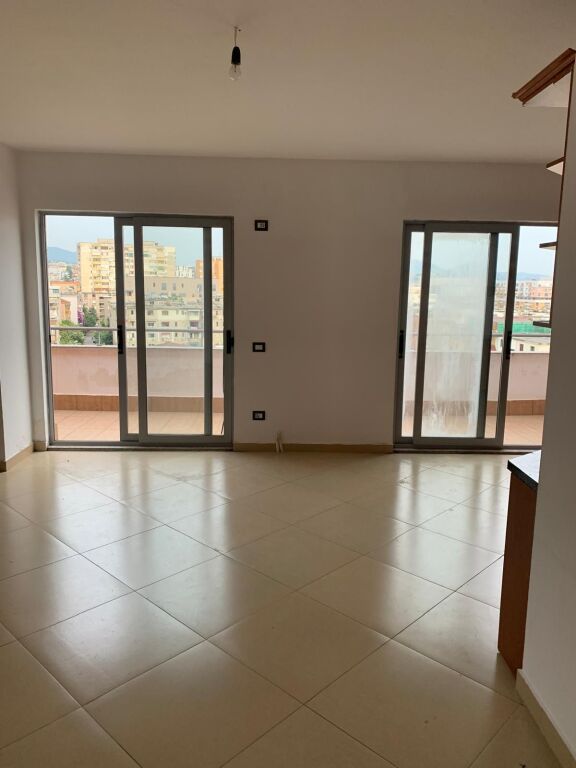 3+1 apartment for rent at Tower Bridge 3 in Oxhaku.