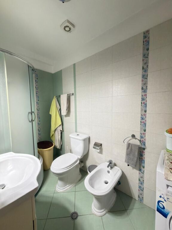 🏡 Apartament 2+1+2+Parkim për Shitje – Liqeni i Thatë, Tiranë