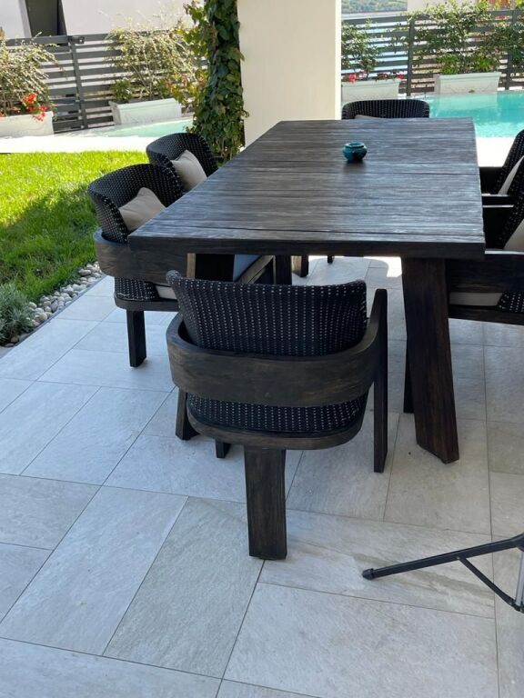 🏡 Individual Villa for Sale – Lake of Farka