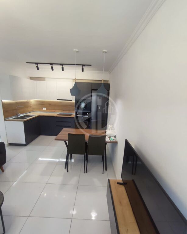 Apartament me qera
