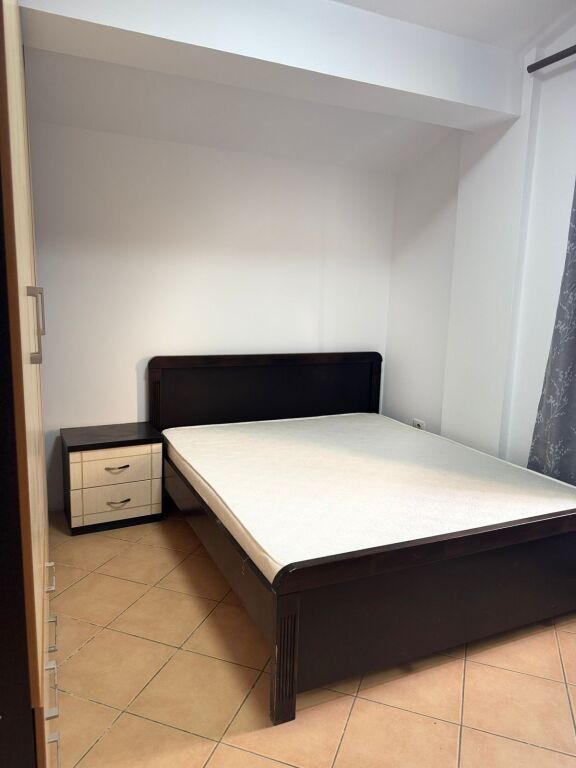 3+1 entrance for rent in Selitë!
