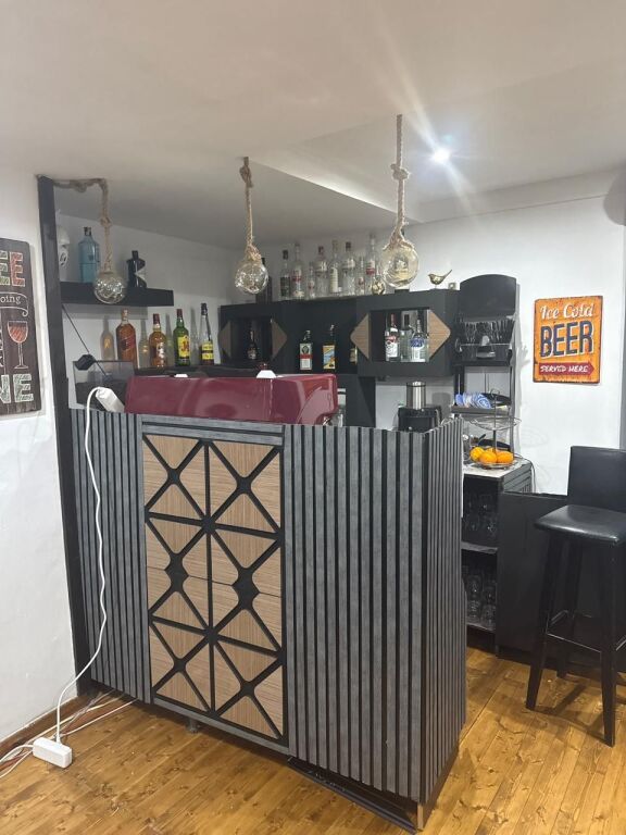 Restaurant duplex 115 m2 for rent Jordan Misja Street