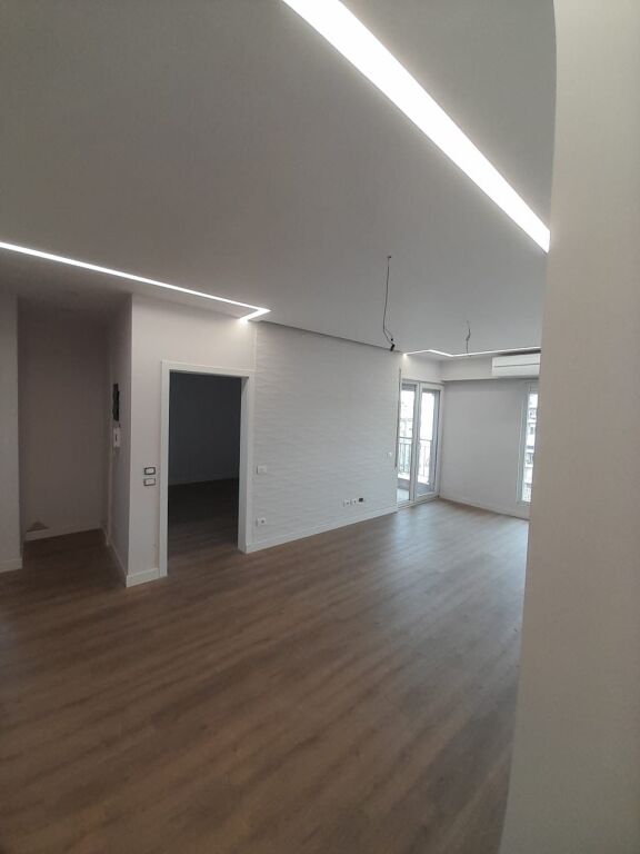 Apartment 2+1+ parking space for sale Red School !