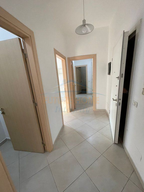 Rent, Apartment 2+1+2+parking space Paris Commune