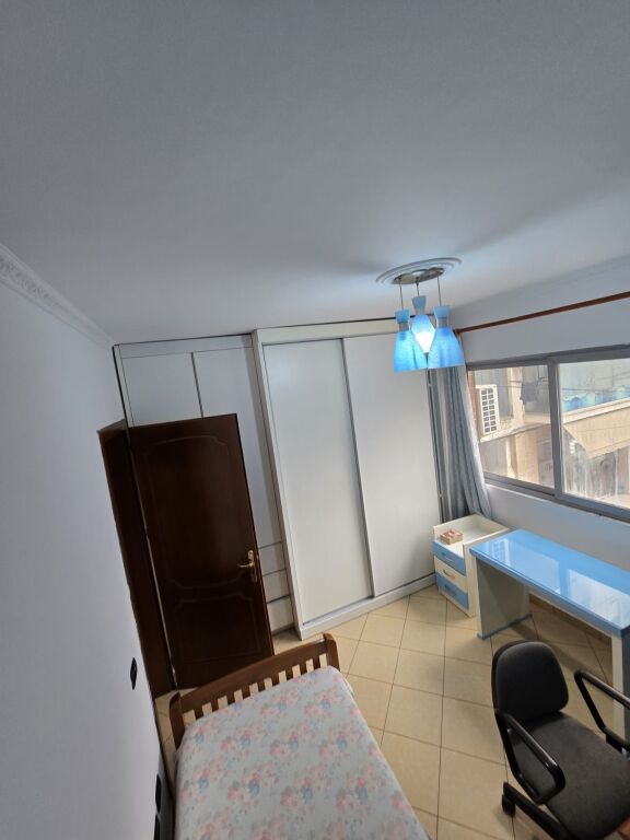 🏡 Apartment 2+1 + annex for rent 🍽️ 📍Near Bajram Curri Boulevard, Nikolle Kacorri street in front of the building with arrows 📐 108 m² | 🏢 2nd floor ✨ Furnished and well organized 🌿 With balcony 💶 Price: 500€ / month