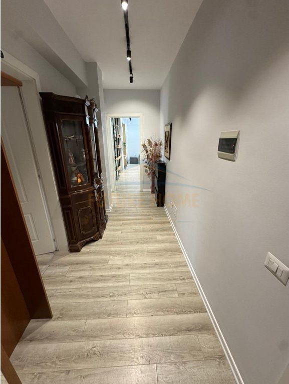Qera, Apartament 3+1+2, Stacioni i Trenit