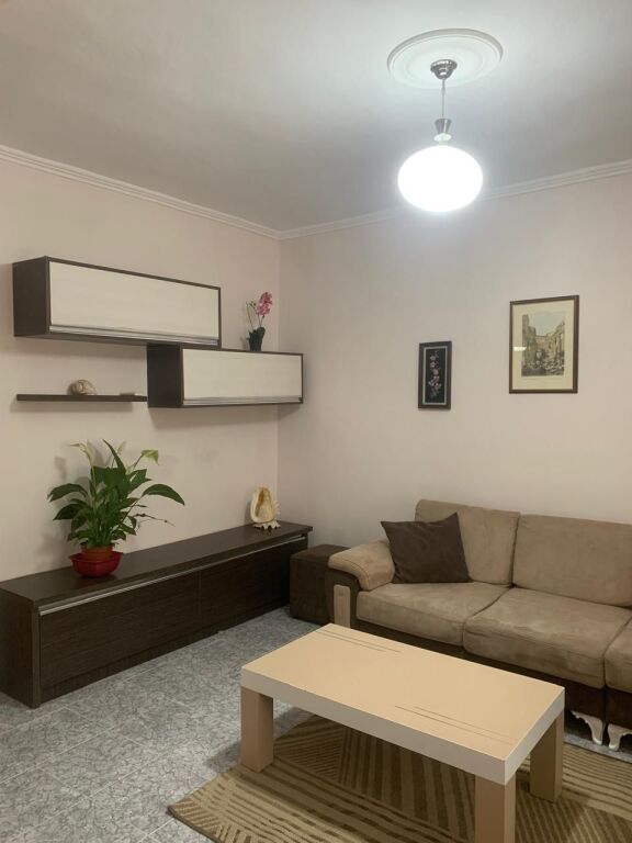 Appartamento 2+1 in affitto nel quartiere Kongresi i Elbasanit