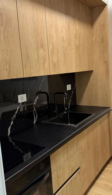 Jepet me qira apartament 1+1 në Fresk!
