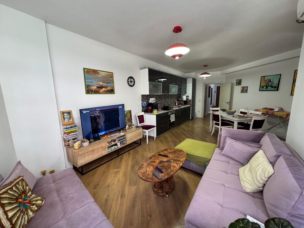 Apartment 2+1 for sale in Yzberisht!