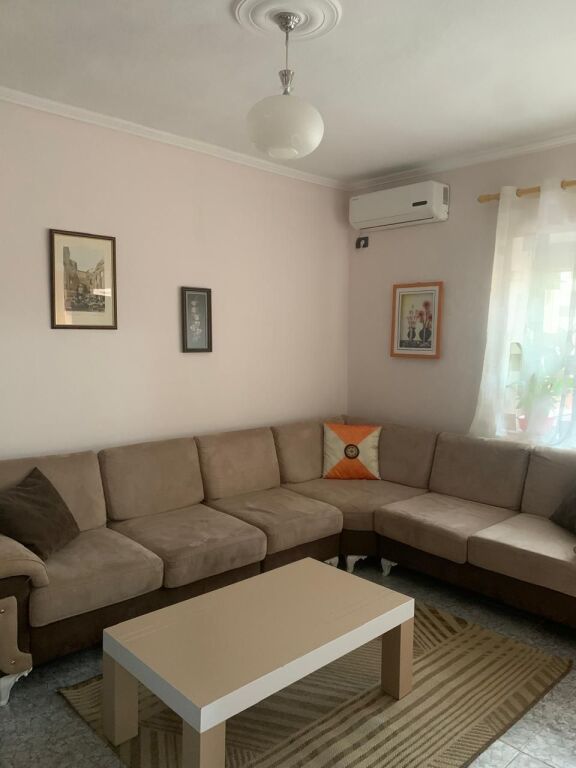 Appartamento 2+1 in affitto nel quartiere Kongresi i Elbasanit
