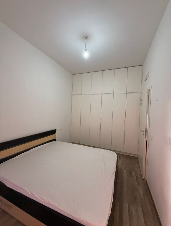 Appartamento 1+1 in affitto presso Residenca Mangalem 21, Ali Demi.