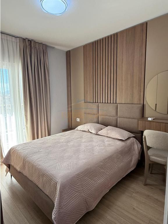Qera, Apartament 1+1, Zogu i Zi